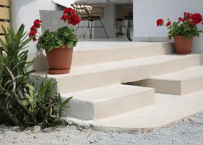 Jardin De Stelida Stelida (Naxos)